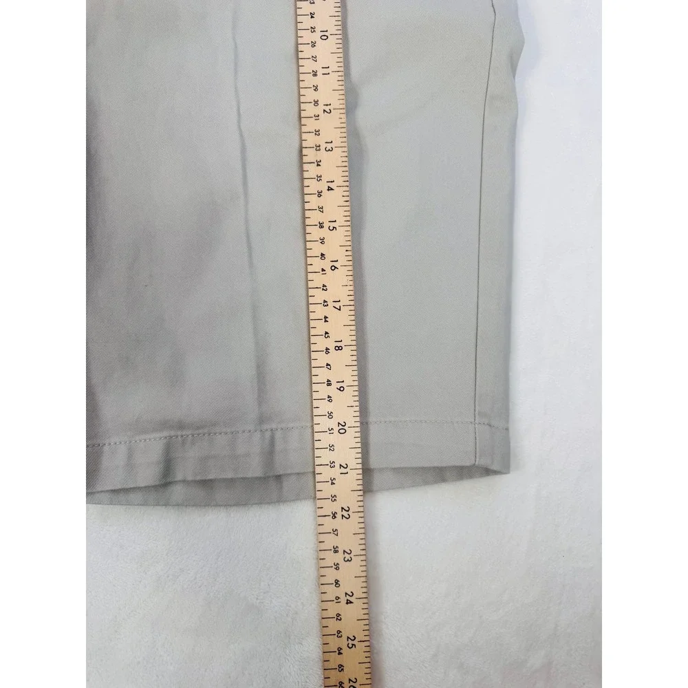 Dockers Men's Khaki Chino Shorts Tan Flat Front WaterLess Classic Fit‎ Size W40